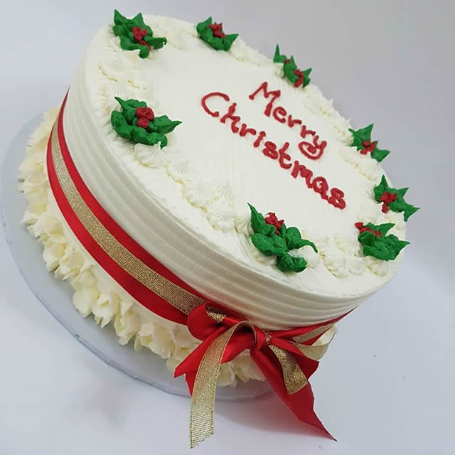 Christmas carrot cake. | Christmas baking, Yummy cakes, Christmas food